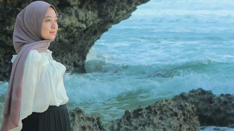 Pramita Intan Permatasari: Dari Panggung Model hingga Kolam Renang, Menebar Semangat lewat Usaha dan Doa