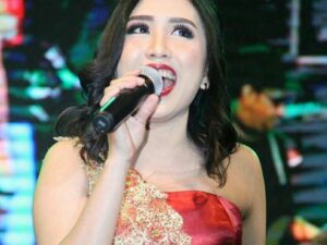 Jesica Ilona Jacquart: Tiada yang Terlalu Lama. Yang Terbaik Datang Tepat Waktunya