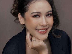 Monica: Hidup Adalah Proses untuk Menjadi!
