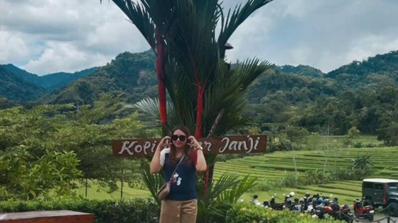 Yosi Luky Lestari: Menjadi Ibu Rumah Tangga Bukan Akhir Karier!