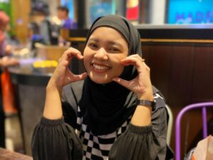 Eka Juli Tri, Bantu Orang Tua dan Bahagiakan Sesama Adalah Nikmat Terbesar 