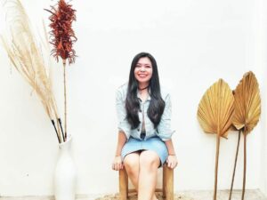 Eva Y. Sijabat, Mengajar Itu Seperti Dua Arah, Ada Berbagi Ilmu dan Pahami Berfikir Generasi Muda