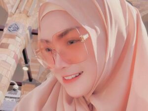 Dewi Febri, Jangan Berhenti Belajar dan Libatkan Tuhan di Setiap Langkah 