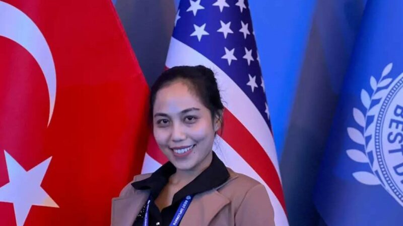 Indah Ekmy, Sayangi Tuhan dan Diri Maka Akan Tahu Cara Menyayangi Orang Lain