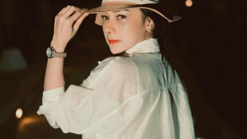 Dr. Hetiyasari, SH. M.Kn: Menjadi Terdidik Adalah Cara Kita Mengubah Status Sosial !