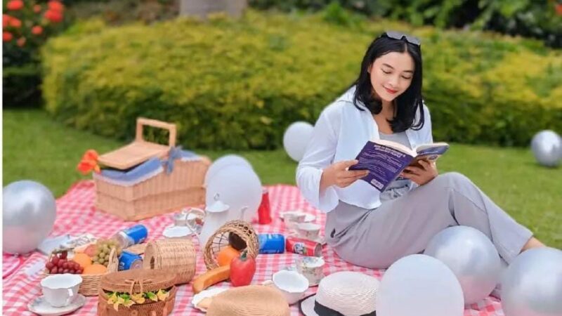 Dewi Octaver, Awp: Financial Power Itu Seperti Kemampuan Berenang, Saat Badai Datang Kita Bisa Selamatkan Diri