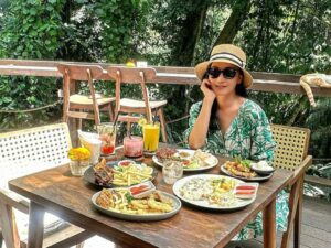 Ery Triana, Hidup Kan Terasa Membosankan Kalau Kita Hanya Terjebak Rutinitas