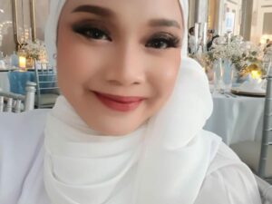 Roro Wulan, Teruslah Belajar, Sekecil Apapun Peluangnya. Bersyukur, Tapi Jangan Cepat Puas