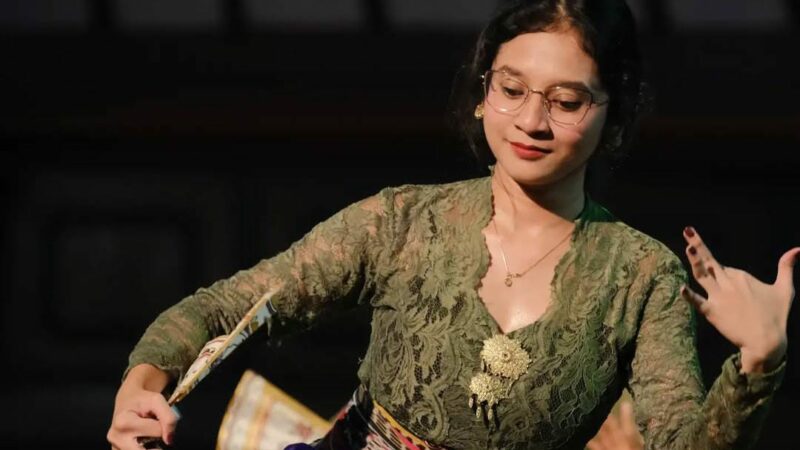 Alif, Tarian Adalah Bahasa Universal yang Menghubungkan Masa lalu, Presentasi, dan Mimpiku