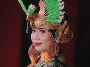 Nira Pratiwi, Menari Adalah Cara Saya Rawat Jiwa, Kenali Diri, dan Dekatkan Hati Pada Sang Pencipta