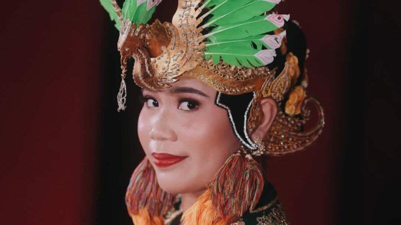 Nira Pratiwi, Menari Adalah Cara Saya Rawat Jiwa, Kenali Diri, dan Dekatkan Hati Pada Sang Pencipta