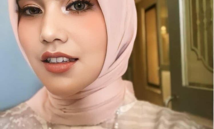 Fuchia Ananta Dewi, Jangan Takut Berbeda. Keunikanmu Adalah Nilai Jual !