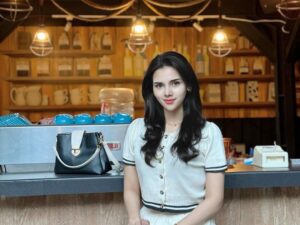 Putri Rahayu, Hidup Itu Seperti Kupu-kupu, Jangan Fokus Pada Retakan, Tapi Pembentukan Sayap