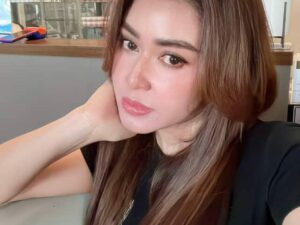 Aie Lestari, Jangan Pernah Menyerah!