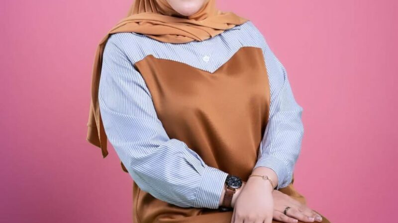 Eflina NF. Mona, Jadilah Seperti Bintang, Bersinar tapi Tidak Pernah Berhenti Berbagi Terang Untuk Lainnya