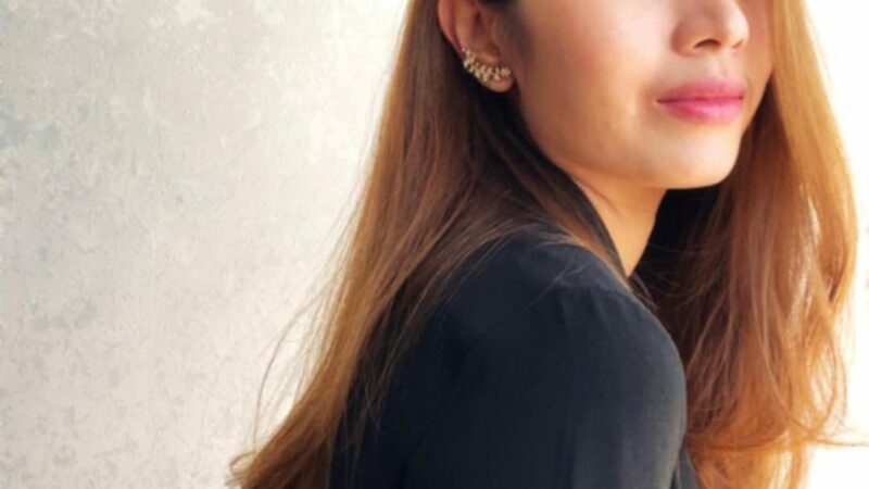 Ichsania Saputri, SH.M.Kn: Jangan Terlalu Mengejar Sesuatu!