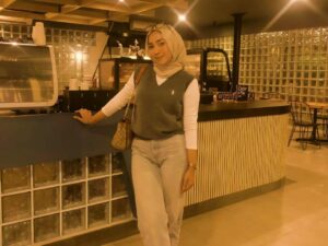 Mayzy Nawang Wulan, Be Smart dan Jangan Malas untuk Terus Belajar!