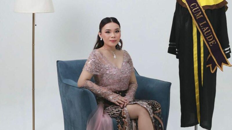 Nadia Novernia Cristy Katuuk, SS. M.Hum: Bermimpilah Tanpa Ragu!