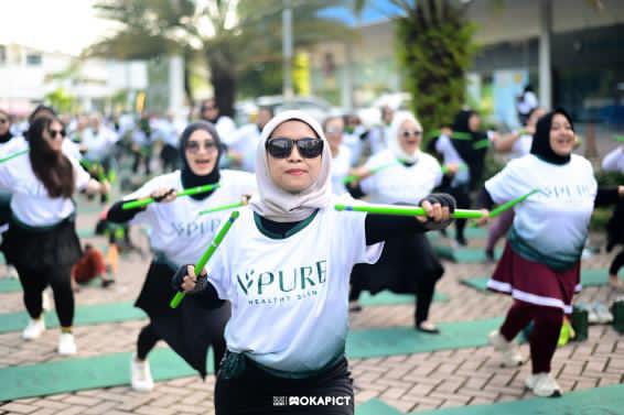 Ria Asih, Be Consistent With What Makes You Happy!