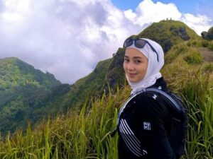 Putri Apriliani Martin, Menjadi Ibu Bukan Berarti Menyerahkan Segalanya!