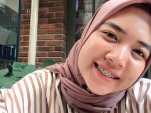 Wiwid Syahdiyah, S.Ab, MM: Kita Tidak Bisa Memilih Dari Mana Kita Lahir, Kita Bisa Pilih Mau Ke Mana Melangkah!