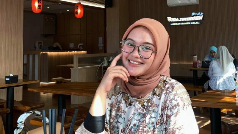 Rindy Rayani, Tetaplah Jadi Terang di Tengah Gulita!