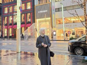 Listy Anggraeni, Waktu Yang Kamu Luangkan Untuk Keluarga dan Usaha Adalah Investasi Berharga