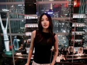 Delvina Zhuo, The World Will Test You in Ways You Don’t Choose!