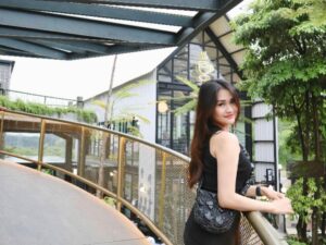 Apt. Meinanda Grabilia, S. Farm., Jadilah Pribadi Yang Tak Hanya Bermimpi!