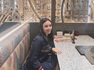 Astri Megah Krista, Tutup Telinga Untuk Orang Yang Meremehkan!