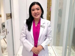 dr. Nancy Kartini,.M.Biomed ( AAM): Believe In Yourself And All That You Are!