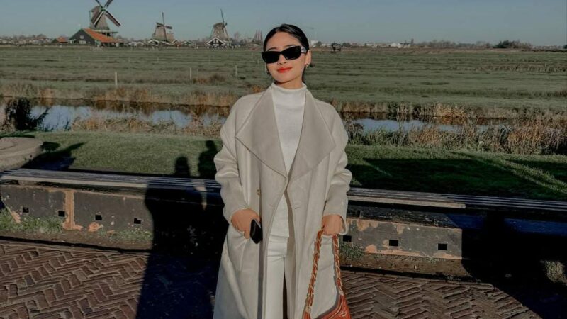 Karina Surya Andari, Beauty Starts From A Kind Heart!