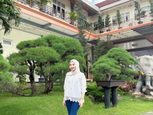 Indah Lestari, Hidup Adalah Kendalimu!