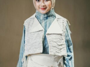 Amanda Noor, Dream Big, Pray Hard and Keep Going!