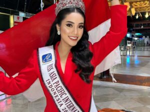 Aisyah Amini, Bermimpilah Setinggi Mungkin!