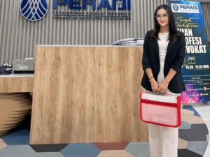 Ratna, Tingkatkan Vibrasi, dan Hidupmu Akan Mengikutinya!