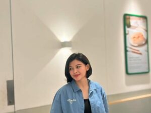 Helen Satria,  Perempuan dari Kota Seribu Cerita yang Mengabdi untuk Negeri 