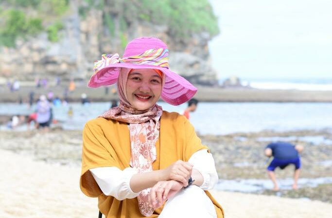 Putri Rahma Zuriza, Pernah Kecelakaan dan Kini Jadi Perawat