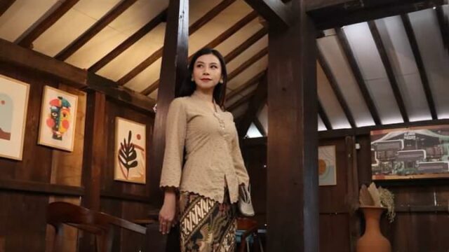 Sisilia Ari Atmaja, Kita Akan Bersinar Untuk Diri Kita dan Orang-orang yang Menyayangi Kita