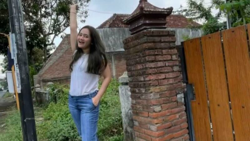 Windi Elastuti, Selalu Baik dengan Hidup dan Sadar Diri Untuk Menghormati, Bukan Menuntut Dihargai