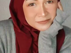 Edelyne Veronia Oehmke, Meski Diremehkan, Tetaplah Percaya Diri