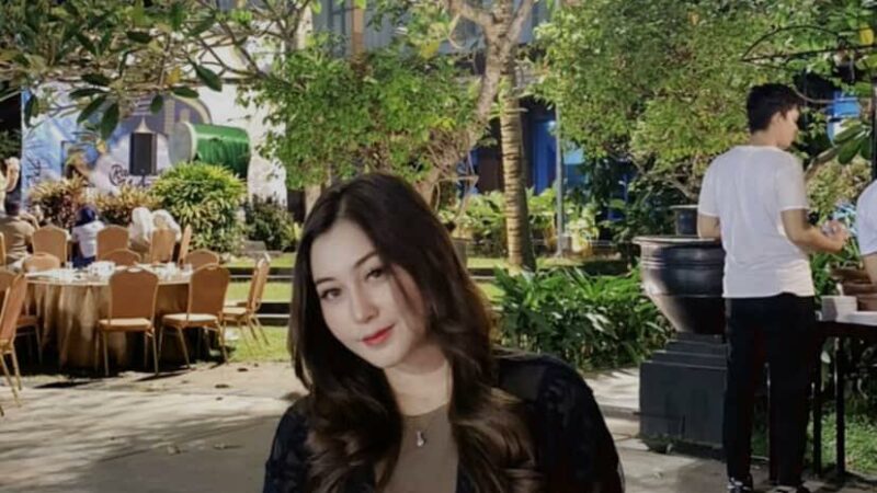 Novi Safitri, Terkadang Setelah Badai Terberat Pun Seseorang Bertahan Tidak untuk Mimpi Besarnya!