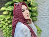 Gadis Merah, Tiga Hal Kita Kalahkan Agar Sukses: Rasa Malas, Sombong dan Diri Kita Kemarin