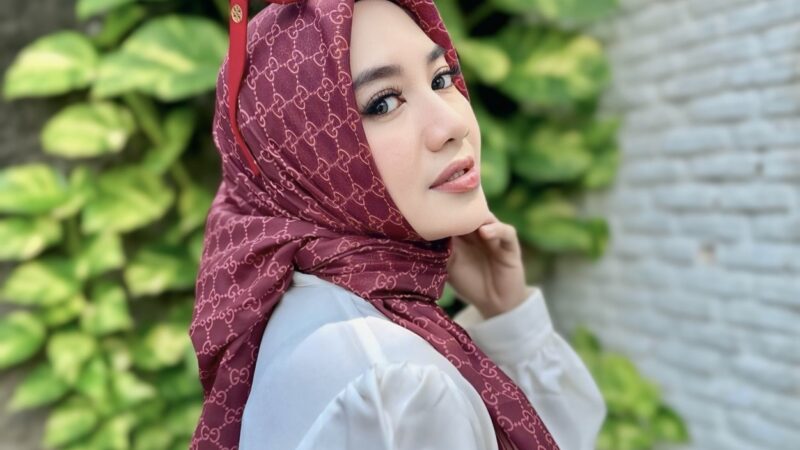 Gadis Merah, Tiga Hal Kita Kalahkan Agar Sukses: Rasa Malas, Sombong dan Diri Kita Kemarin