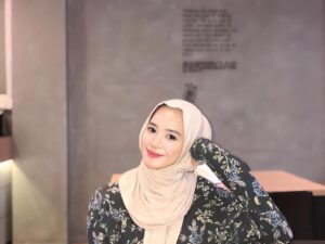 Suci Aprili Rhamadhan, Jangan Biarkan Orang Lain Menulis Cerita Hidupmu, Kitalah Penulisnya