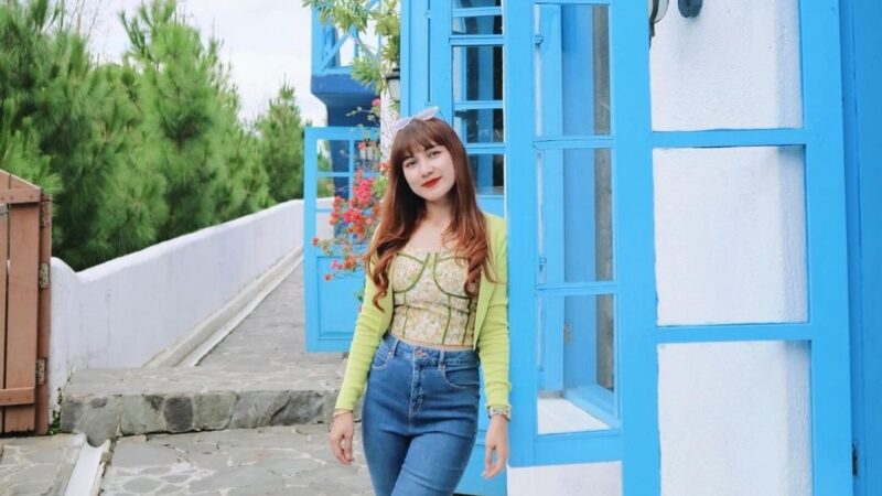 Monica Ayu, Jadilah Diri Sendiri dan Jangan Ragukan Diri Untuk Tumbuh Atau Berubah