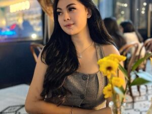 Putry Bellyana: Kecantikan adalah Kekuatan, Senyuman ialah Senjatanya