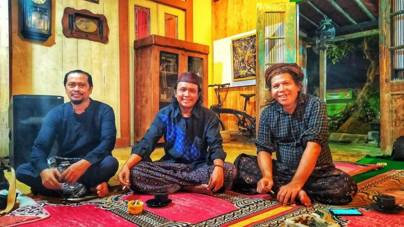 MEMBINCANG WONG KALANG & KONTROVERSINYA