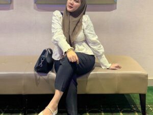 Yenny Daulay, Sebagai Perempuan Kita Tetap Bekerja Keras, Jadi Diri Sendiri dan Kembangkan Potensi Kita