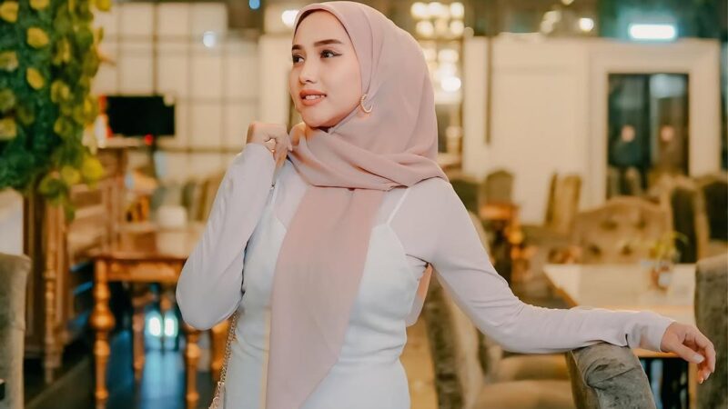 Siti Zainab, Jangan Takut Untuk Ciptakan Style Kita Sendiri!